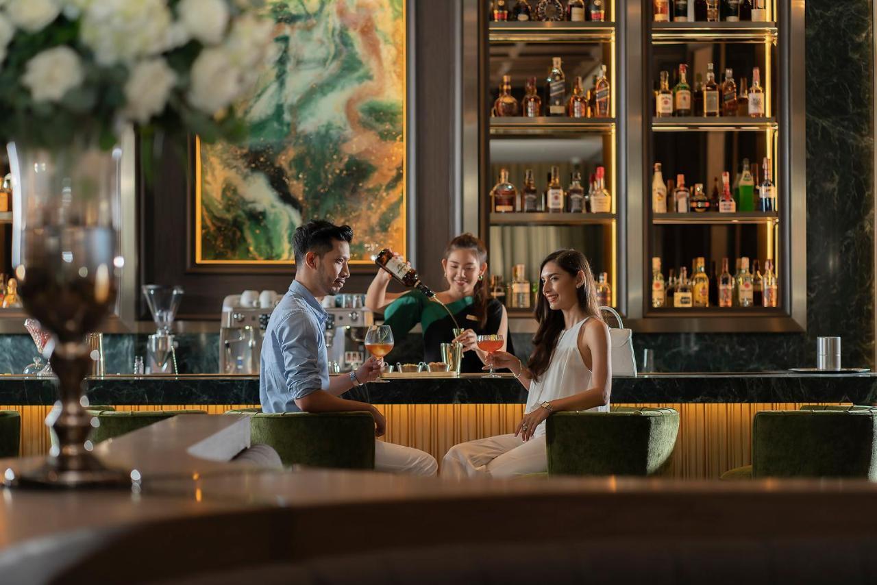 The Landmark Бангкок Екстер'єр фото The Bar