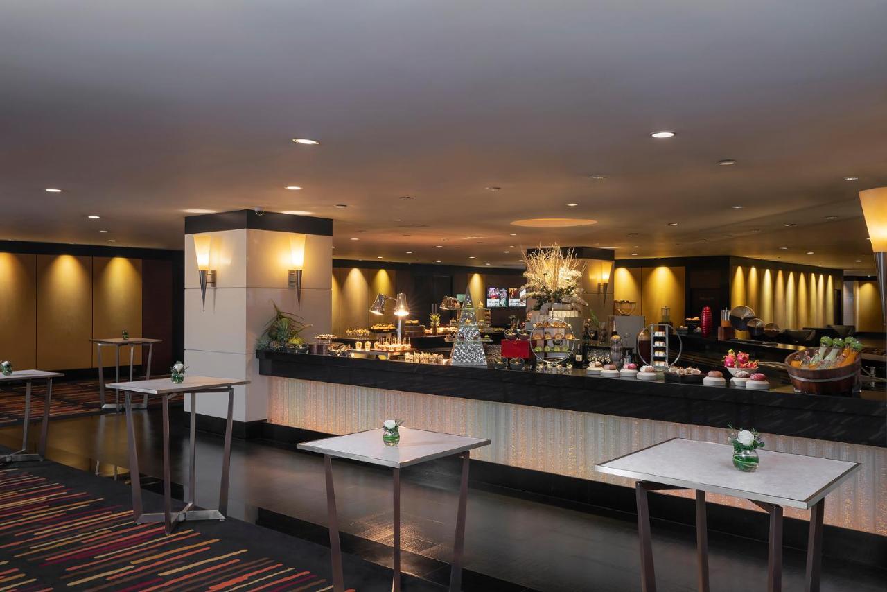 The Landmark Бангкок Екстер'єр фото The lounge at the airport