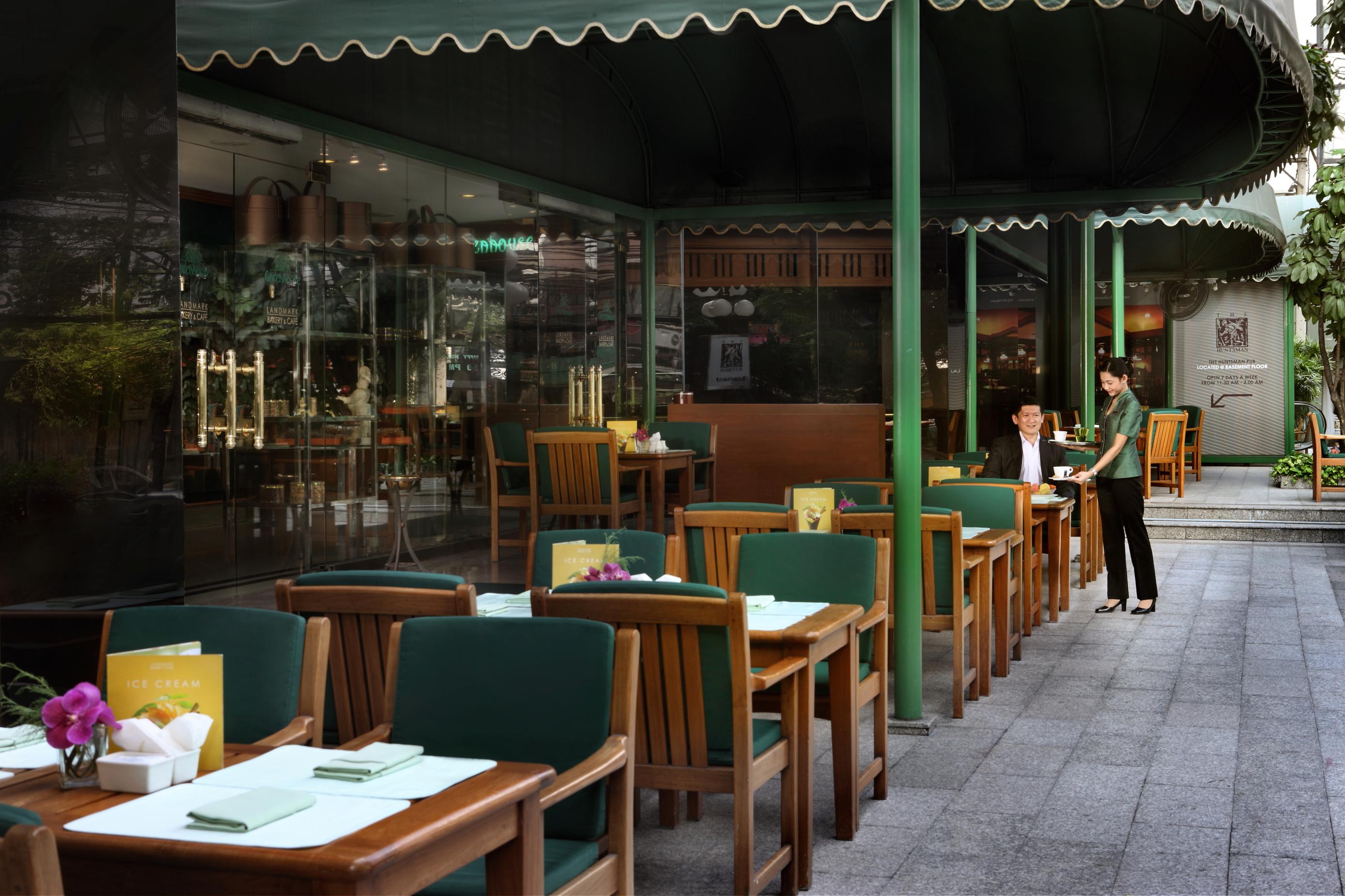 The Landmark Бангкок Екстер'єр фото The Terrace