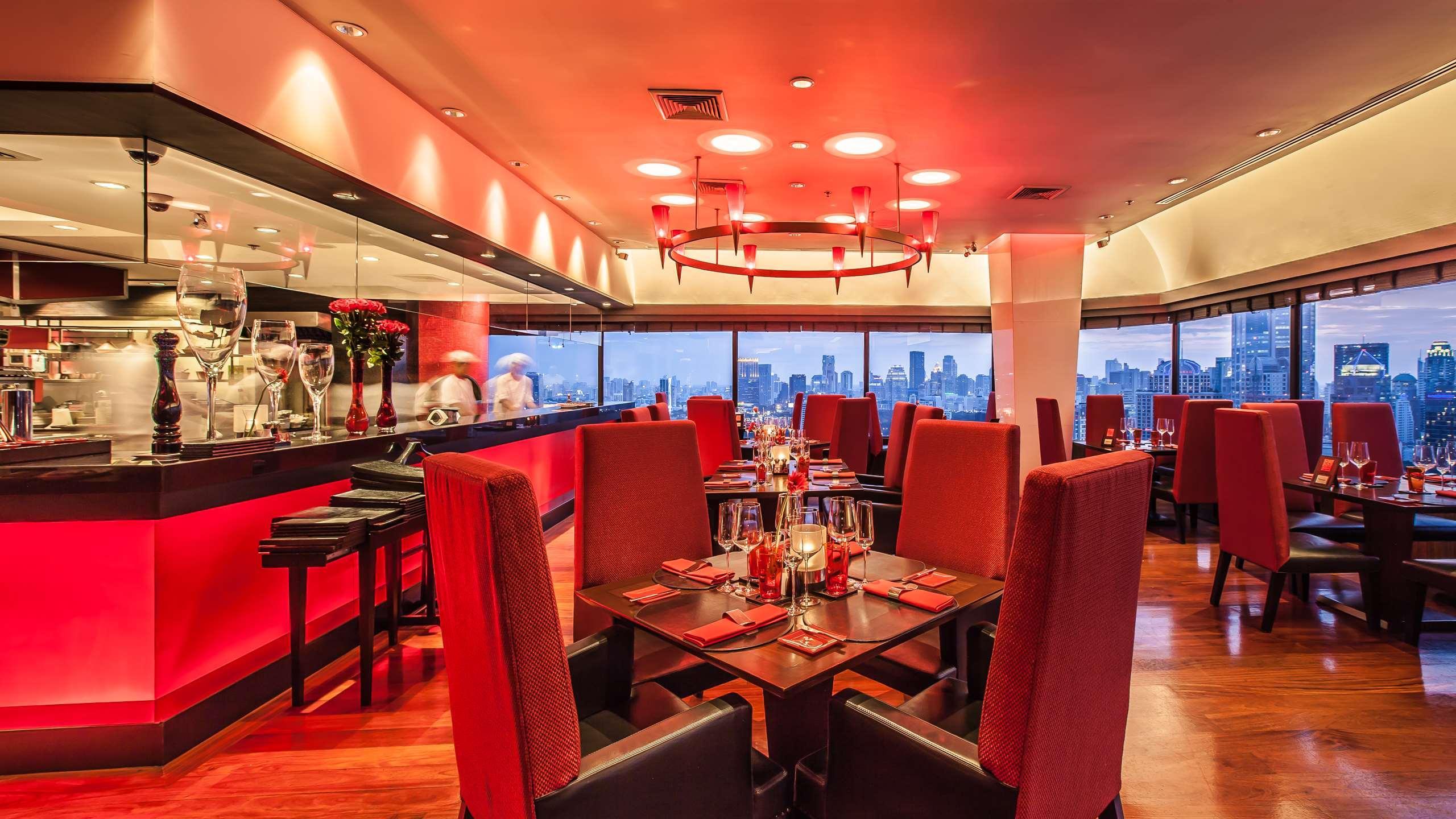 The Landmark Бангкок Екстер'єр фото The interior of the restaurant