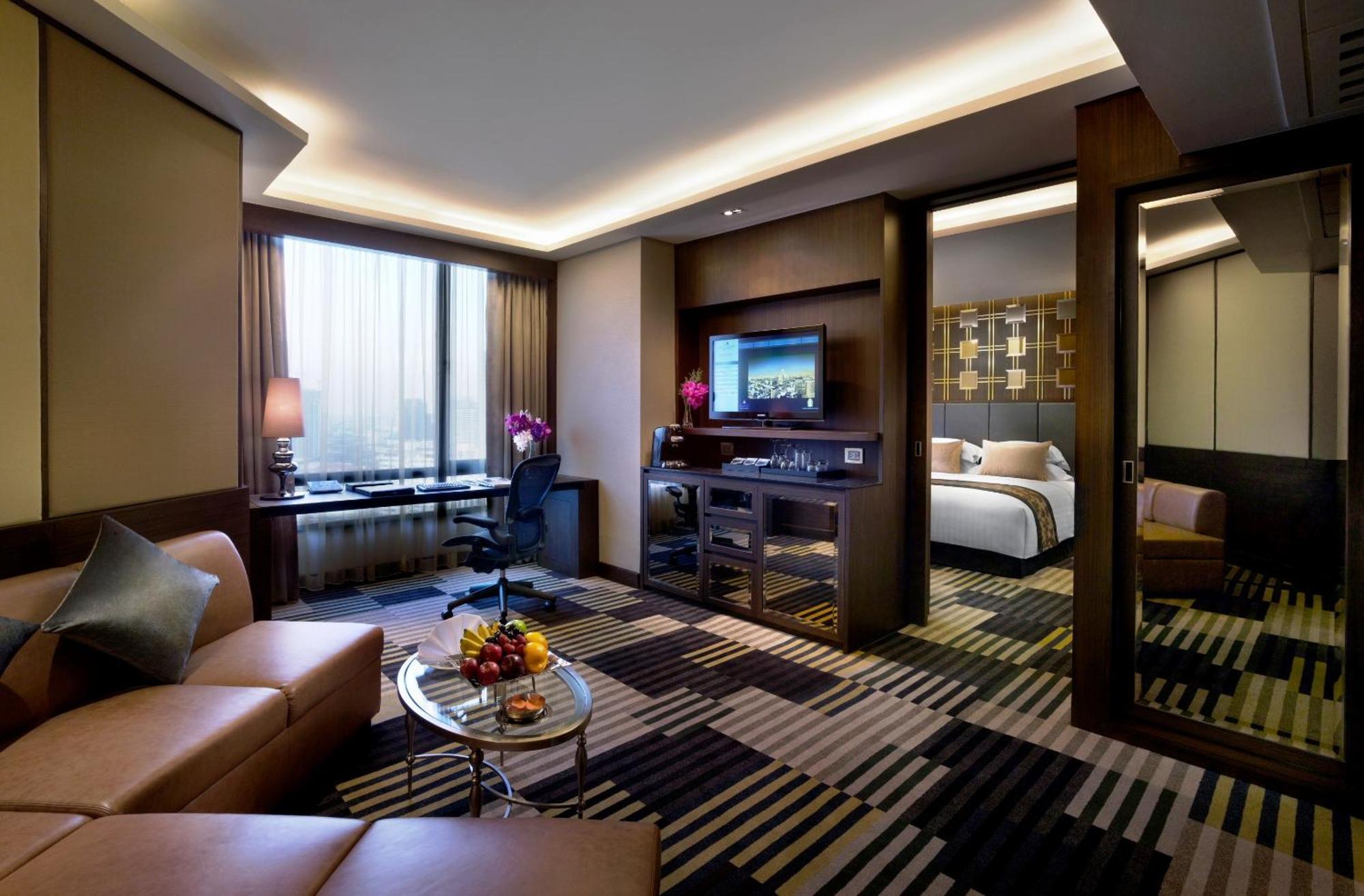 The Landmark Бангкок Екстер'єр фото A suite at the hotel