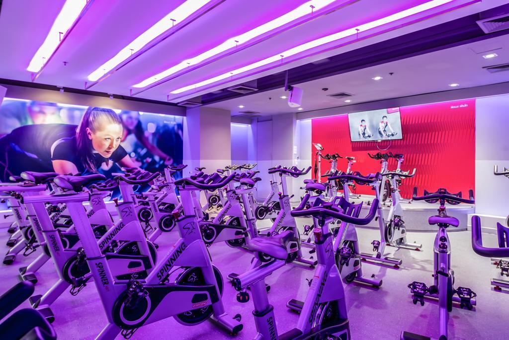 The Landmark Бангкок Екстер'єр фото Anytime Fitness in Singapore